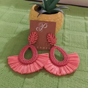 CORAL EARRINGS -New*